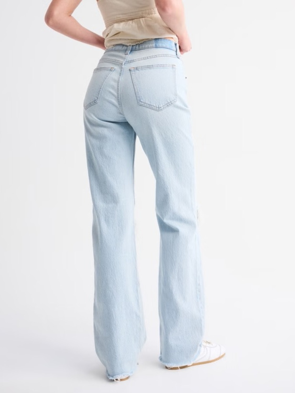 90's Straight Ultra High Rise Jeans - Curve Love - Abercrombie + Fitch - Picture 4 of 16